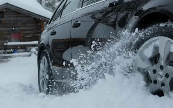 رانندگی در برف و جاده یخ زده و نکاتی که باید بدانید0 (0)